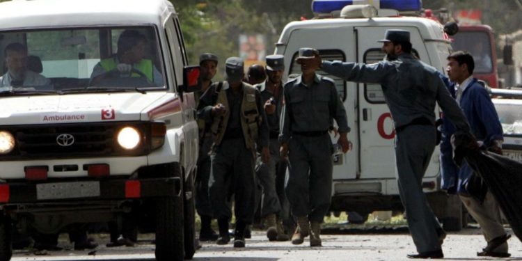 Afghanistan, Talebani attaccano sminatori: 10 morti