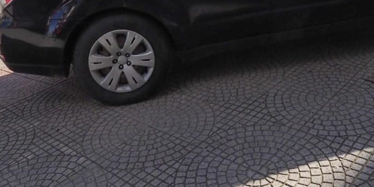 Roma, lite finisce a coltellate: denunciato 38enne di Ardea