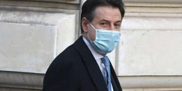 M5S, Conte: “Accordo con Rousseau per dati iscritti”. Casaleggio lascia il Movimento