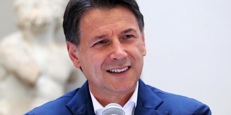 M5S, strappo a un passo. Cresce ipotesi partito Conte