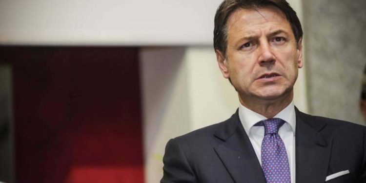 M5S, Conte in silenzio: amarezza per Grillo ‘padre padrone’