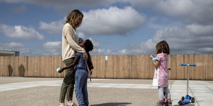 Assegno unico figli, al via da luglio le domande: ecco come fare