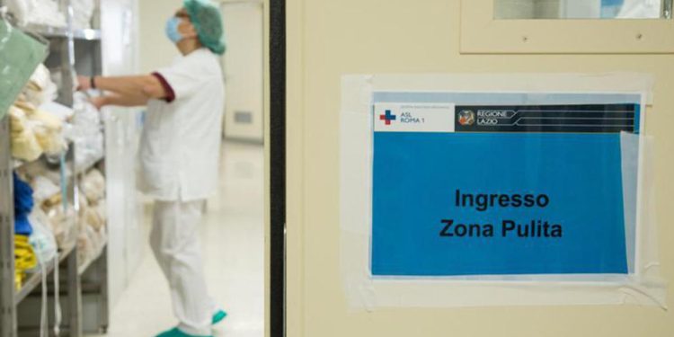 Covid oggi Lazio, 79 contagi e 3 morti. A Roma 50 nuovi casi