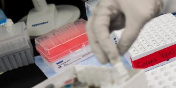 Variante indiana, Menichetti: “Vaccini in sofferenza”