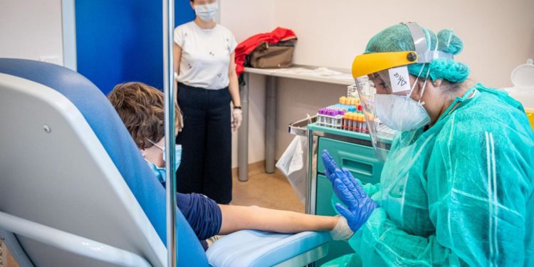 Covid, pediatra Villani: “Vaccino sotto i 12 anni in autunno”