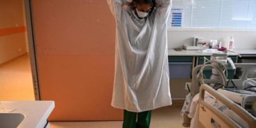 Covid Francia oggi, 2mila contagi e 33 morti in un giorno