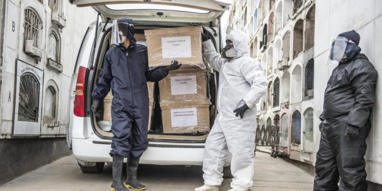 Covid Perù, ora è il Paese con maggior numero di morti per abitante