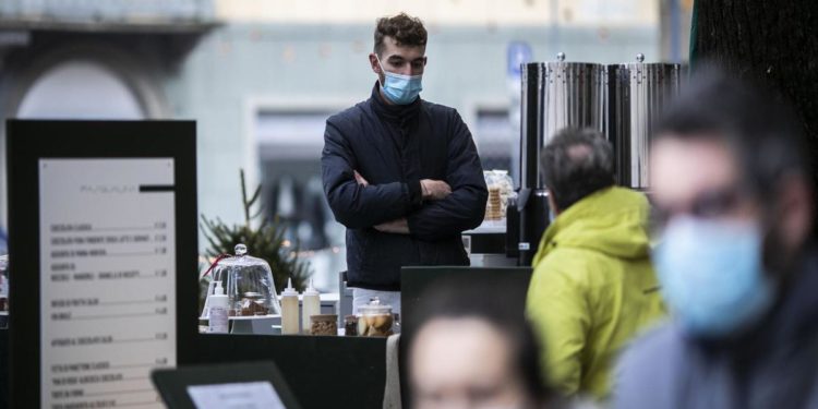 Covid, Abrignani: “Prepararsi a lunga convivenza con il virus”