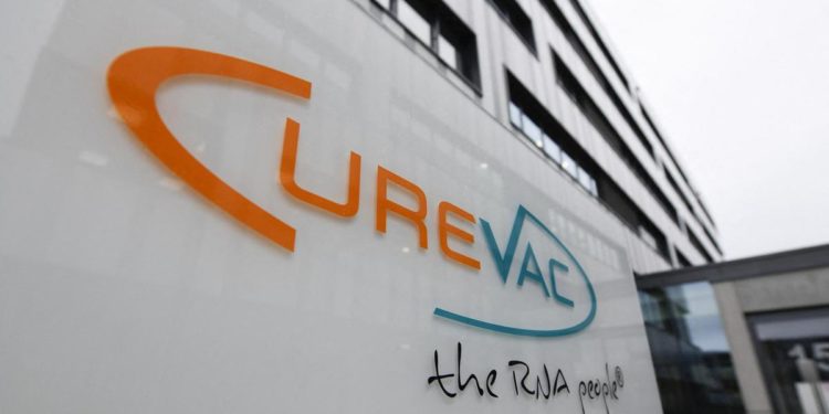 Vaccino CureVac fallisce primi test, Italia attendeva 30,2 milioni di dosi