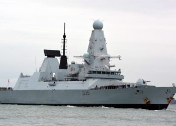 Mar Nero, colpi russi verso nave Gb. Londra: “Non è vero”