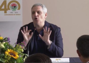 Lo scrittore de Giovanni: “Mozzarella di bufala campana è esperienza sensoriale”