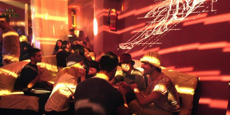 Green pass e discoteca, Sileri: “Per ora ok dopo prima dose”