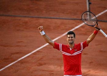 Roland Garros, Djokovic batte Tsitsipas e trionfa