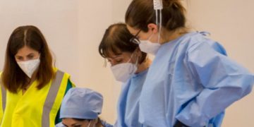 Covid oggi Lazio, 111 contagi e 6 morti. A Roma 86 nuovi casi