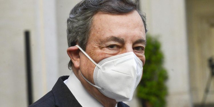 Governo, Draghi avvia ‘operazione fiducia’: obiettivo ottimismo