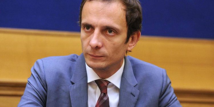 Vaccini covid, Fedriga: “Comunicazione contraddittoria su Astrazeneca”