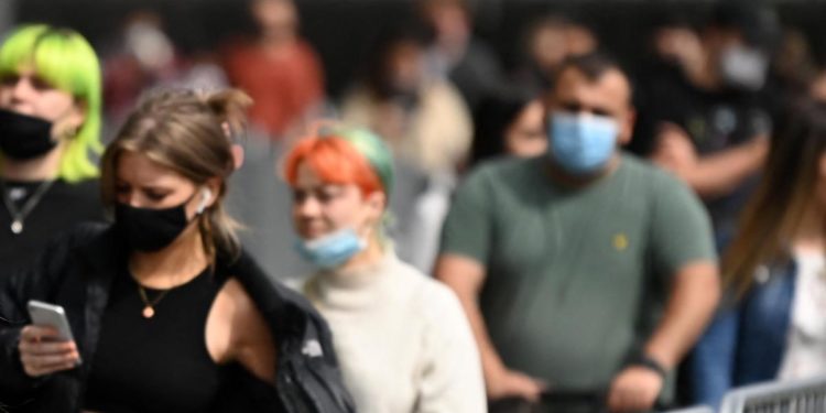 Covid Gb oggi, quasi 23mila contagi: record di nuovi casi