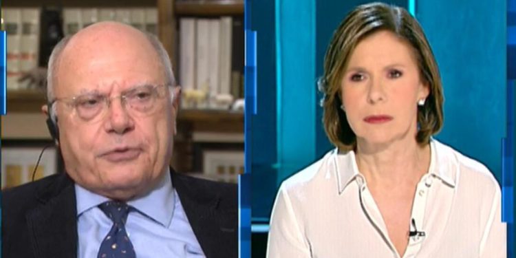 Covid, Galli: “Mascherina preziosa come il casco”