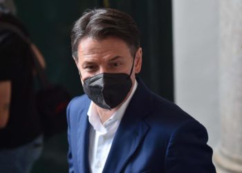 Sondaggi politici, per 65% pentastellati Conte ridarebbe slancio a M5S