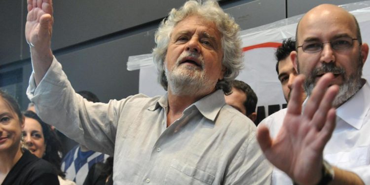 M5S, diktat Grillo a Crimi: “Autorizza voto su Rousseau”