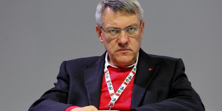 Blocco licenziamenti, Landini: “Governo non ha risposto in pieno”
