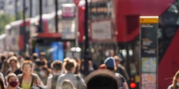 Covid, “rischio terza ondata in Inghilterra”