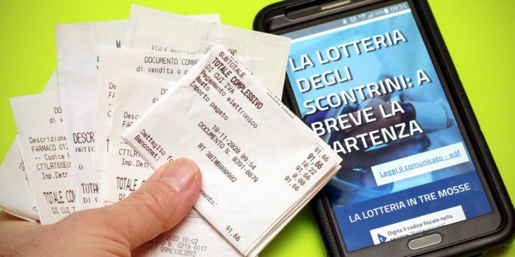 Lotteria scontrini, estrazioni 10 giugno: codici vincenti e premi