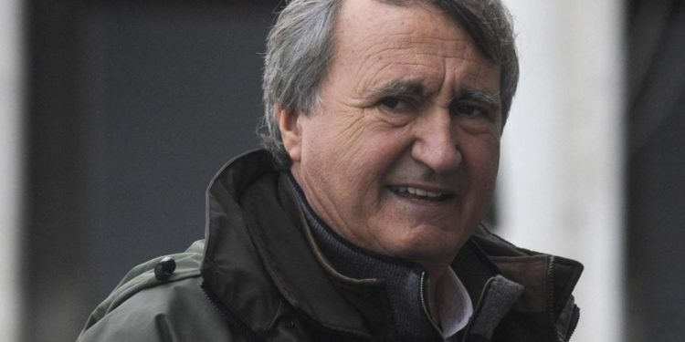 Brugnaro lancia scudo stile Dc, il nuovo simbolo di ‘Coraggio Italia’