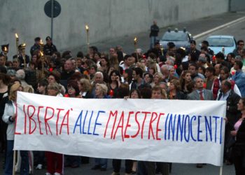 Rignano Flaminio, marito maestra: “Speciale tv? Storia chiarita, non serve parlarne”