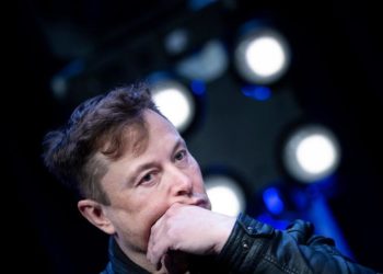 Musk alla conquista del ‘web spaziale’, punta a investire 30 miliardi