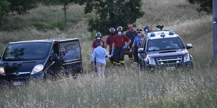 Sedicenne uccisa, venerdì autopsia: “Famiglia devastata”