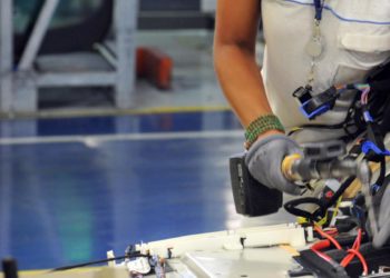 Blocco licenziamenti, Durigon: “Sì a sblocco, aiuti solo a settori in crisi”