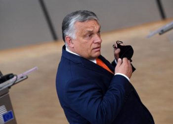 Orban: “Legge Ungheria non riguarda gay, difende bambini”