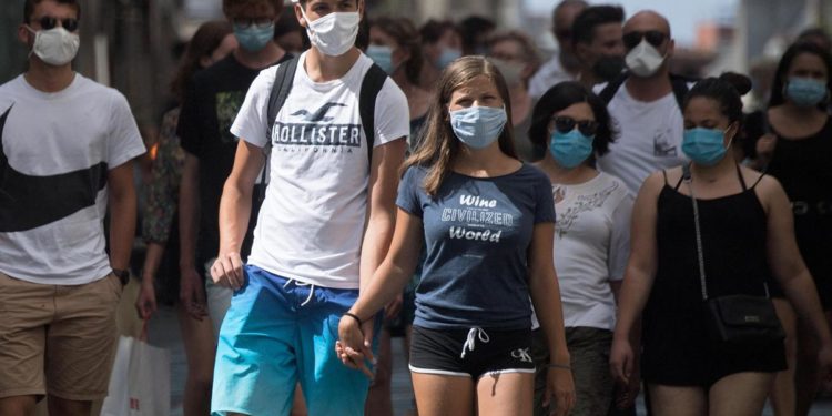 Variante Delta preoccupa, dalla Lombardia alla Sardegna i focolai attivi