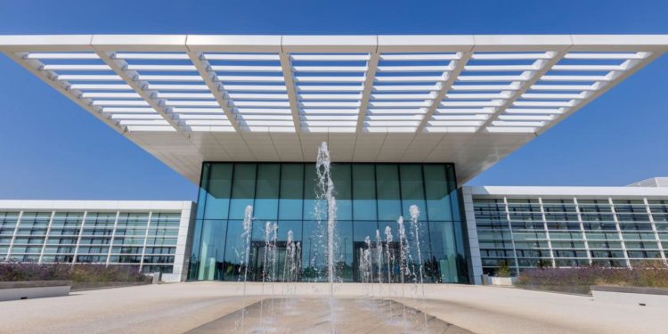 Accordo con Philip Morris-Tim per digitalizzare logistica sito Bologna