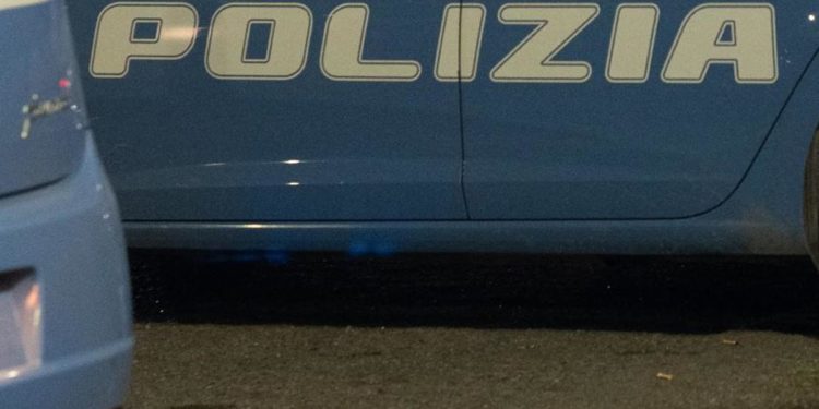 Roma, organizza ‘fight club’ e picchia i rivali: arrestato 35enne