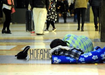 Istat: 5,6 milioni di italiani in povertà assoluta