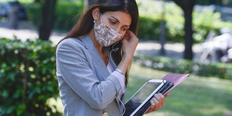 Comunali Roma, Raggi: “Sono vera alternativa alla Lega”