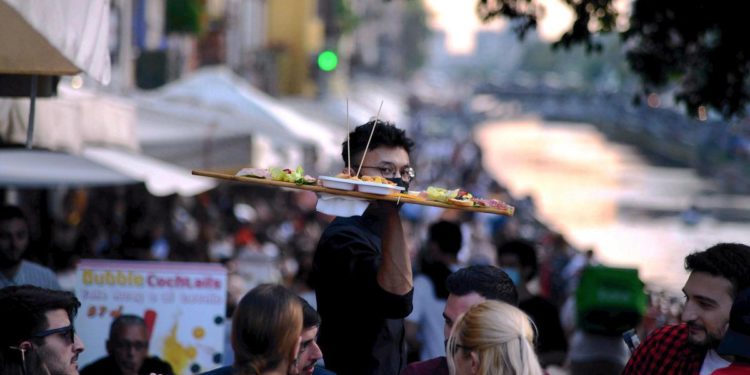 Covid oggi Italia, bollettino Protezione Civile e contagi regioni 2 giugno