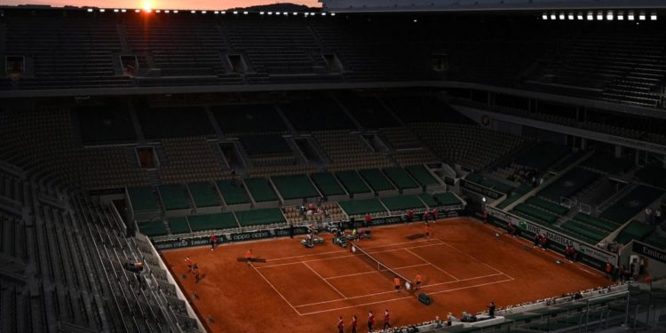 Roland Garros, inchiesta scommesse truccate: arrestata la tennista Sizikova