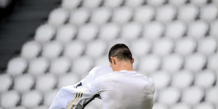 Ronaldo, parla la mamma: “E’ in forma, giocherà altri 3 anni”
