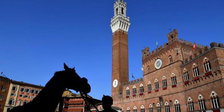 Siena, annullato il Palio del 16 agosto