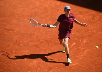 Roland Garros, 5 azzurri al terzo turno: Sinner vince derby con Mager