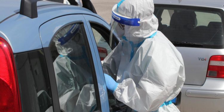 Covid oggi Liguria, 14 contagi e un morto: bollettino 19 giugno