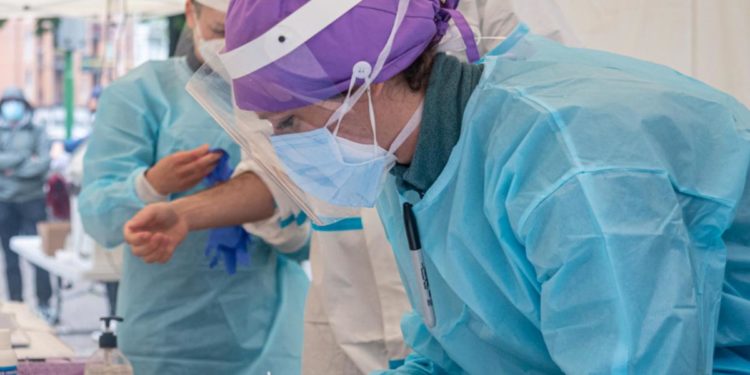 Covid oggi Italia, 782 contagi e 14 morti: bollettino 27 giugno