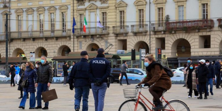 Pd, politologo Panarari: “Flop primarie a Torino? Pandemia ha inferto altra picconata”