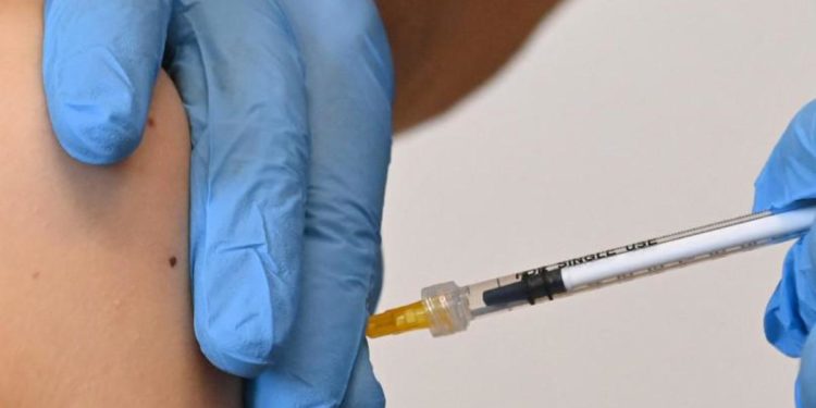 Covid Lazio, al via vaccinazione per maturandi