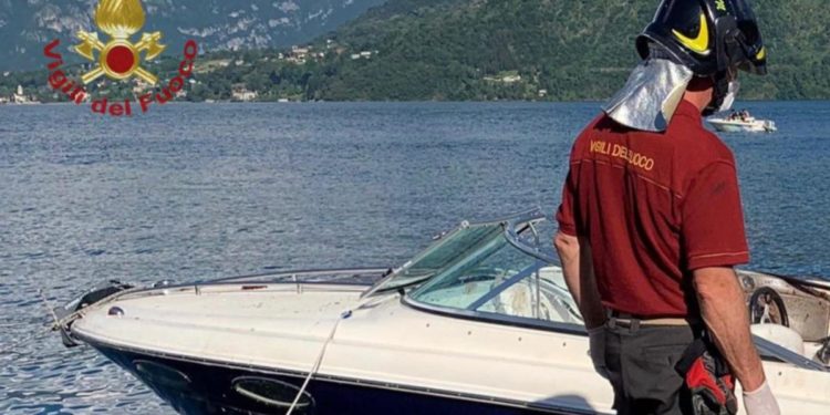 Scontro tra barche sul lago di Como, muore un 22enne