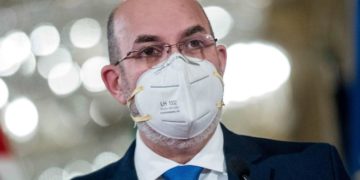 M5S, Crimi: “Nuova casa iscritti quasi pronta”