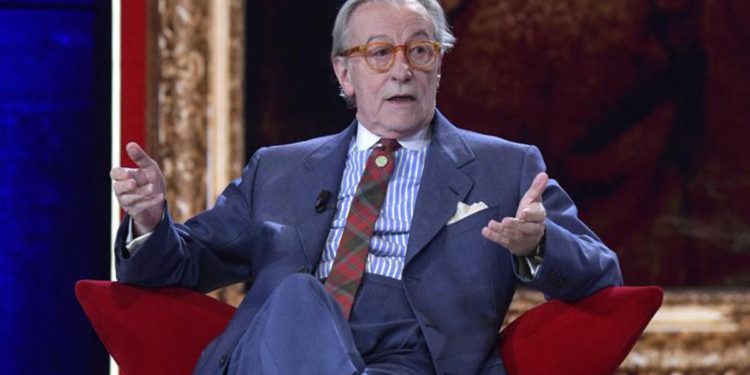 Europei, Feltri: “Polemica su chi non si inginocchia grave manifestazione di imbecillità”